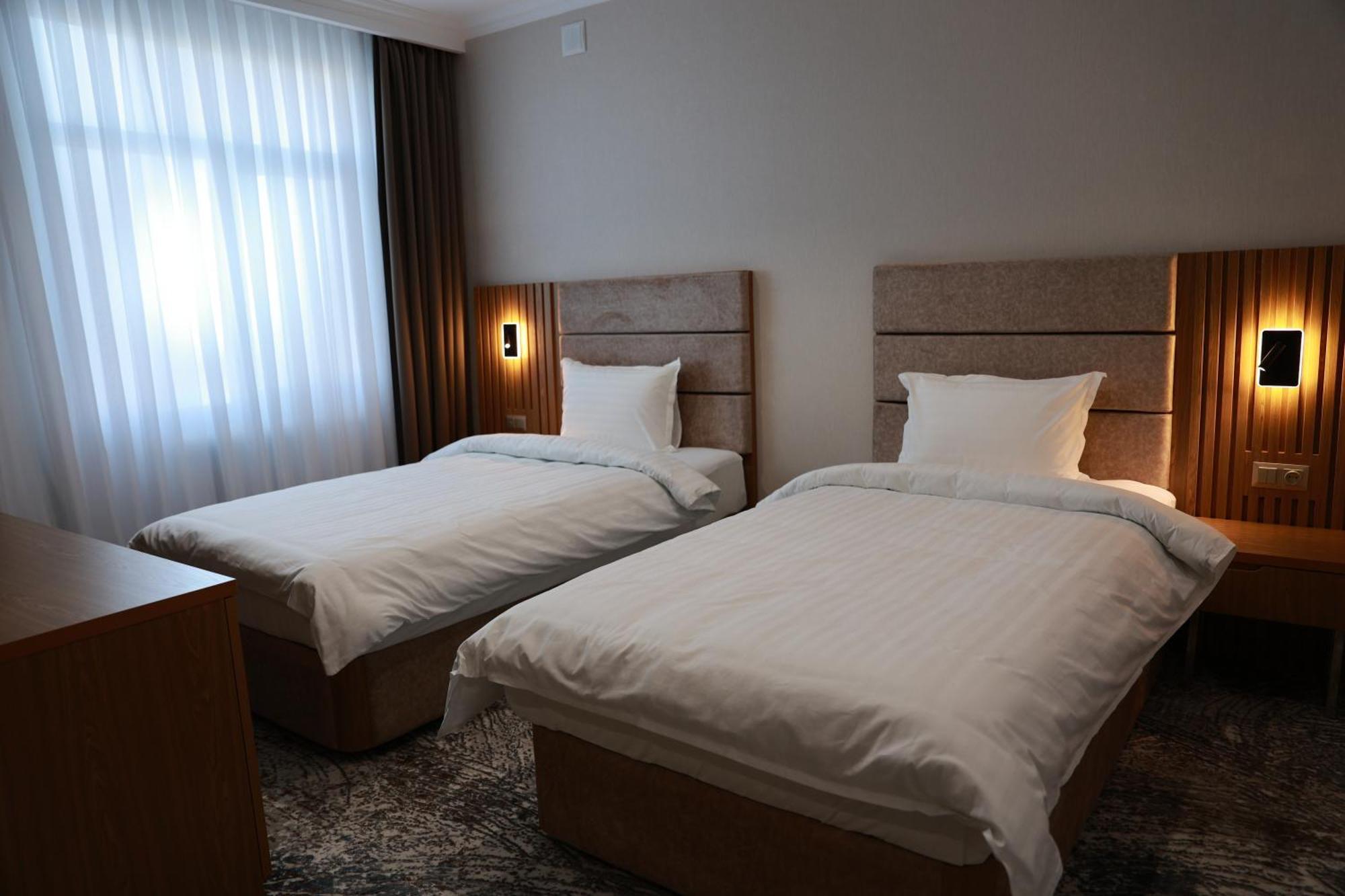 Damir Hotel Nukus Exterior photo