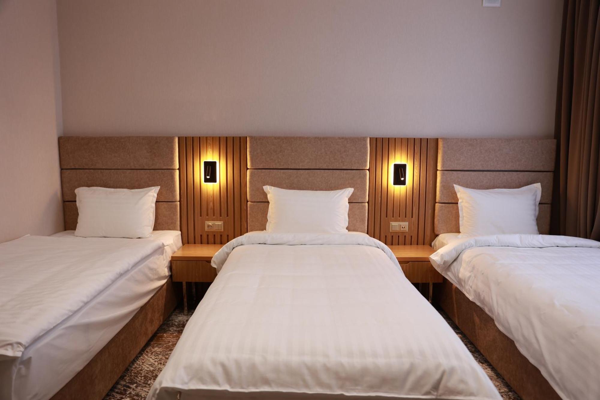 Damir Hotel Nukus Exterior photo